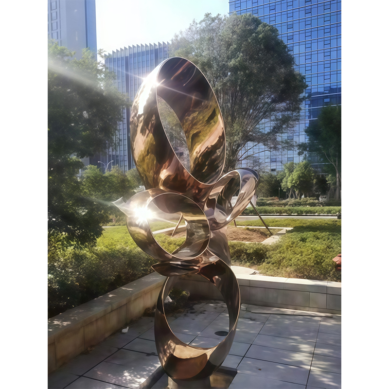 Bright Electroplating Sculpture